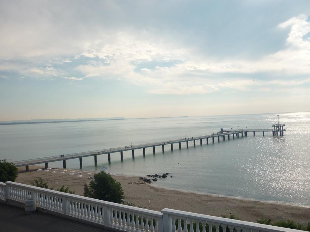 Sea Garden Plaza Apartment - Free Parking Burgas Номер фото
